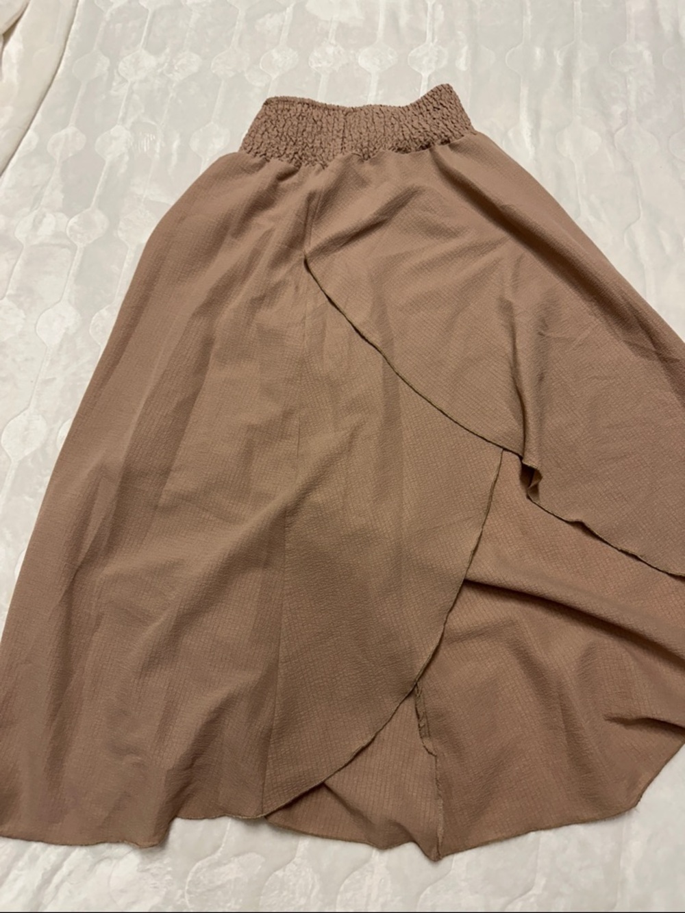 Womens Wrap-Front Elastic Waist Skirt in Taupe